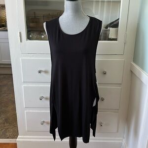 Matti Mamane made in Israel Angie sleeveless tunic top w/ slits high low top